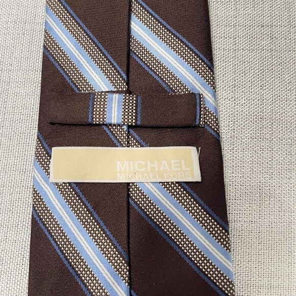 NWOT Michael Kors 100% Silk Men’s Tie. Brown and Blue. - Picture 2 of 10